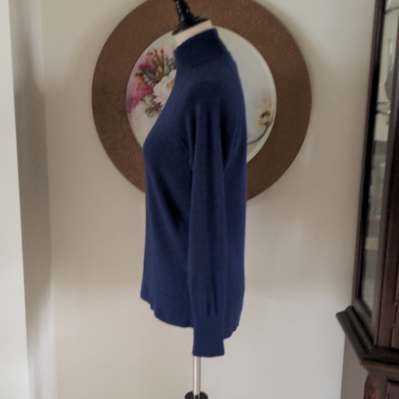 LL Bean cashmere sweater - Picture 2 of 12